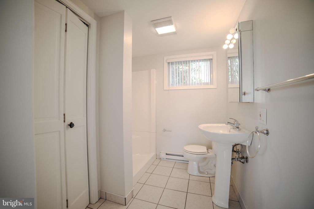 213 HEATHERWOOD RD