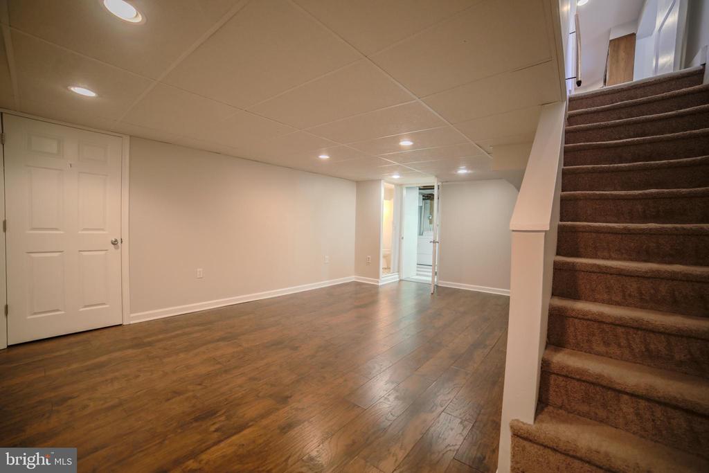213 HEATHERWOOD RD
