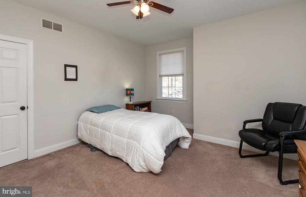 149 Ralston Ave