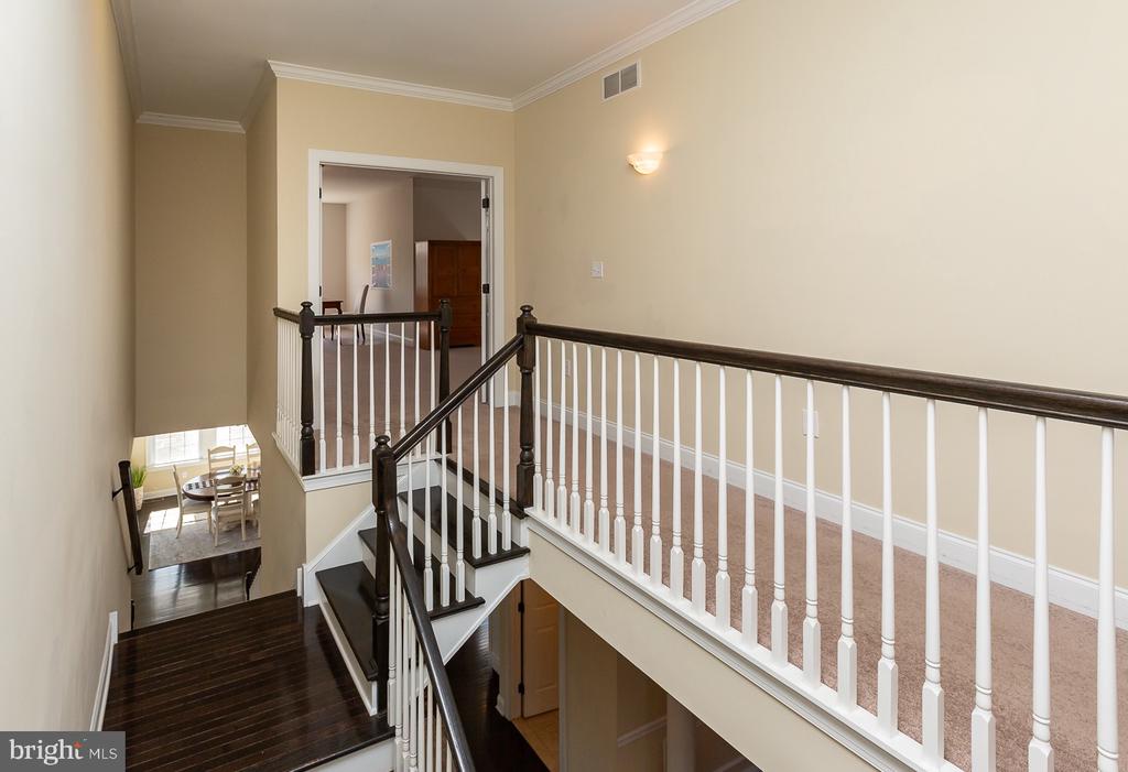 149 Ralston Ave