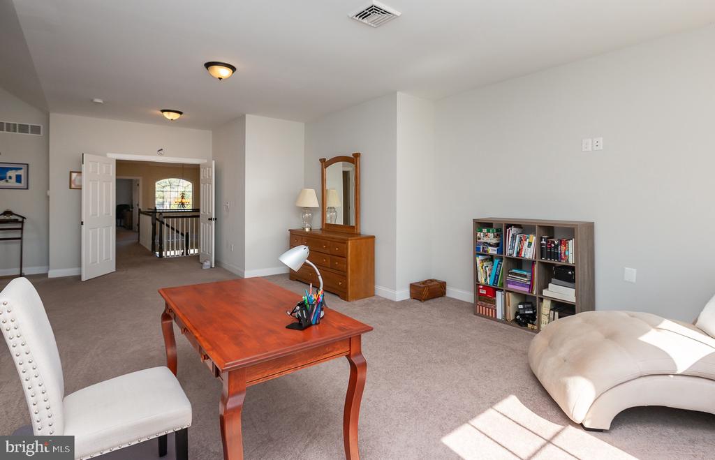 149 Ralston Ave