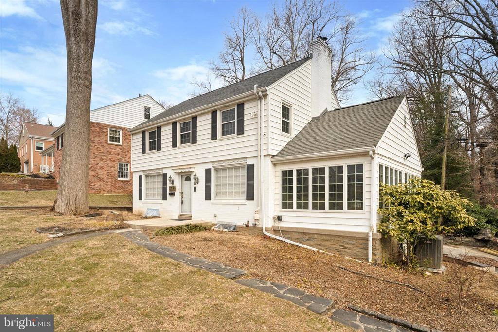 483 KERR LANE