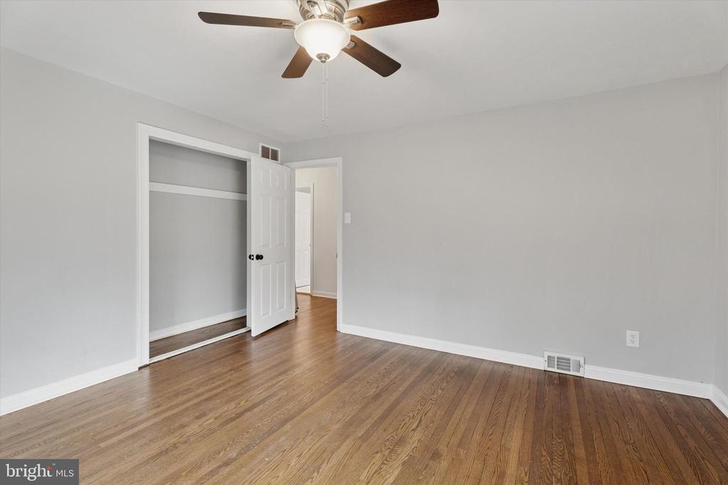 483 KERR LANE