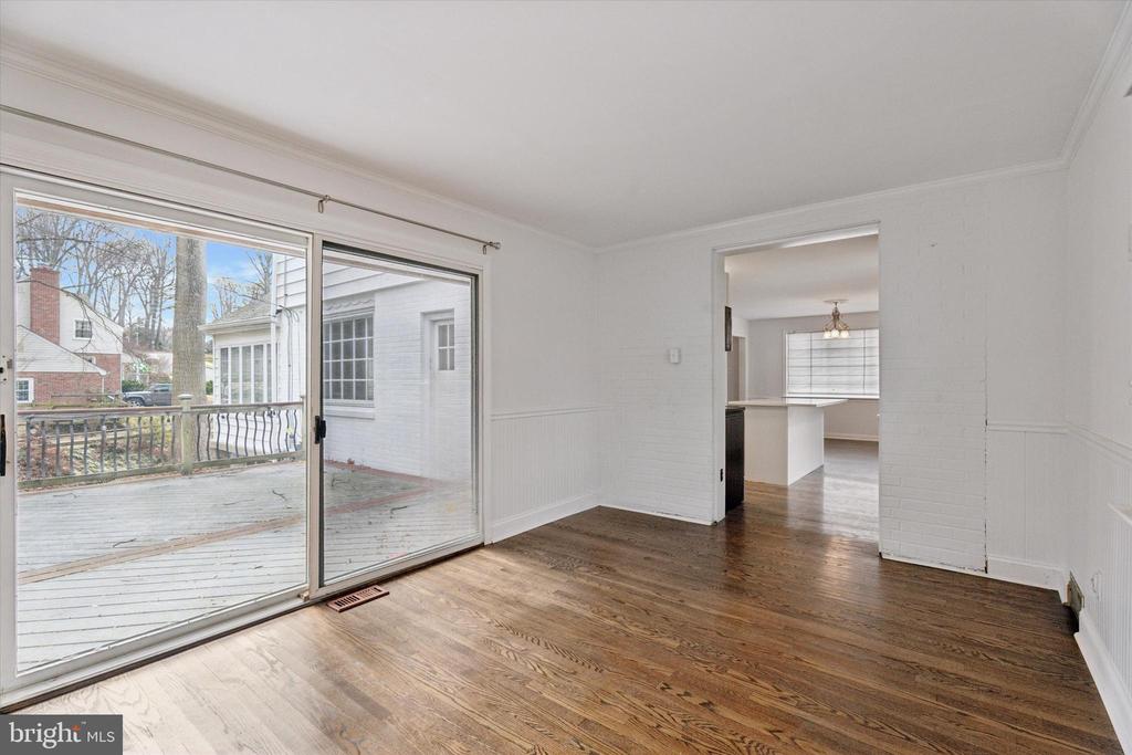 483 KERR LANE