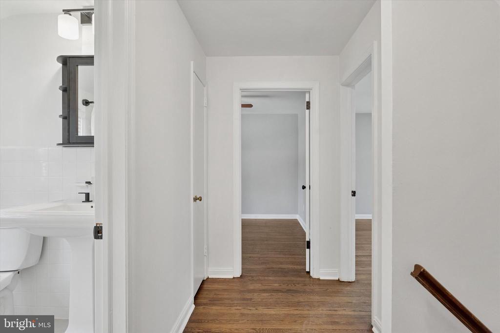 483 KERR LANE