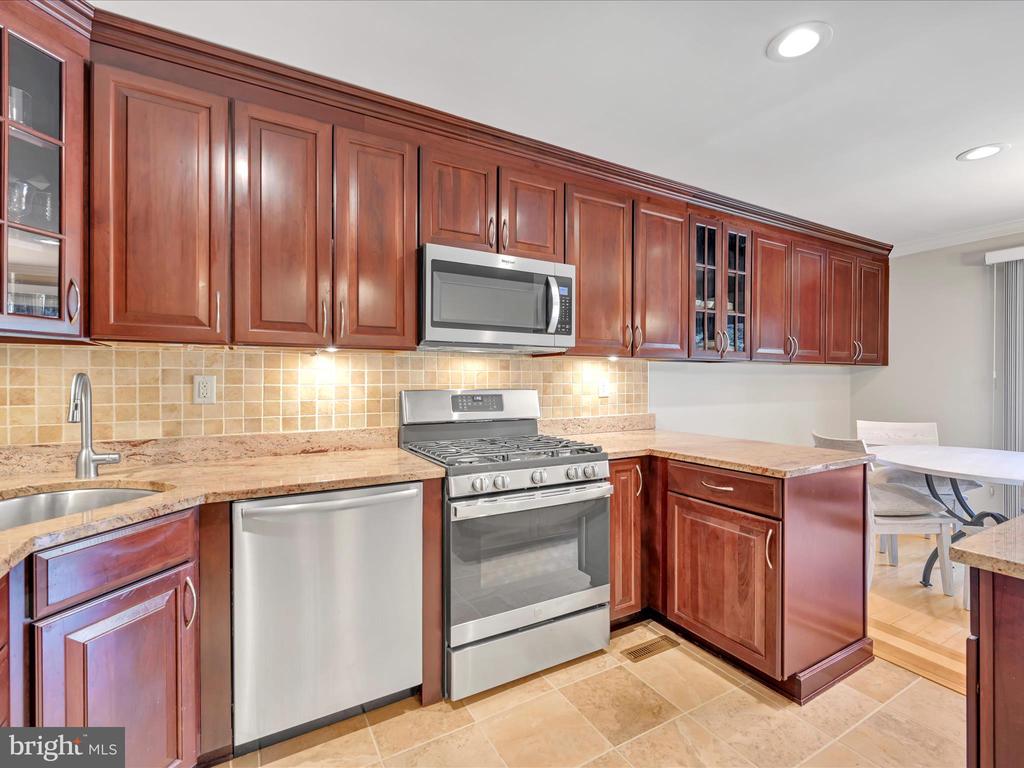 39 Parkridge Dr #39