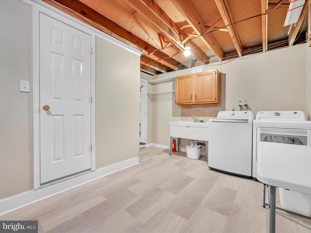 39 Parkridge Dr #39