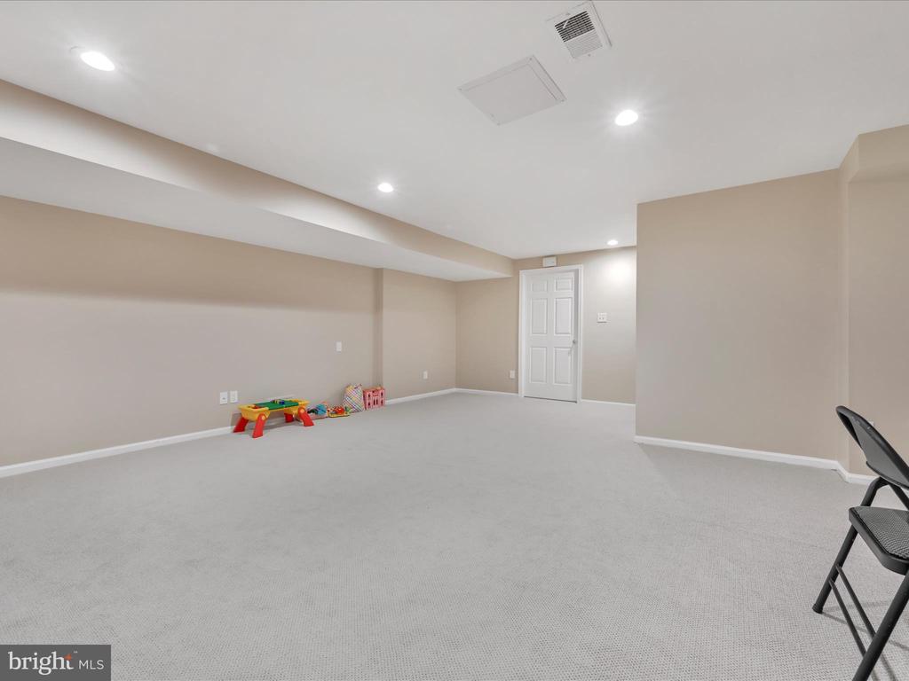 39 Parkridge Dr #39