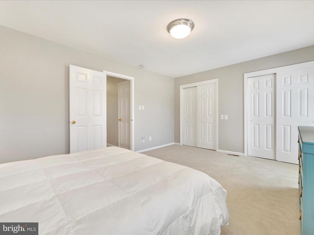 39 Parkridge Dr #39
