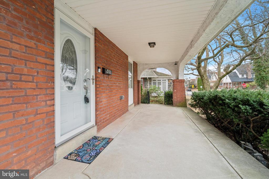 905 FOSS AVENUE