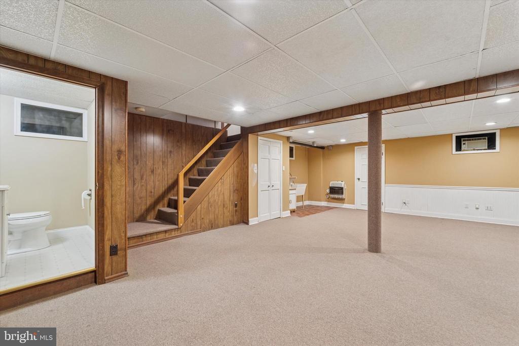 905 FOSS AVENUE