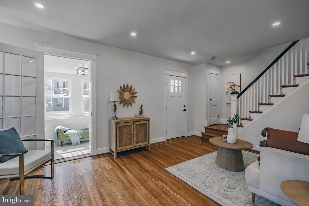 534 Oxford Rd
