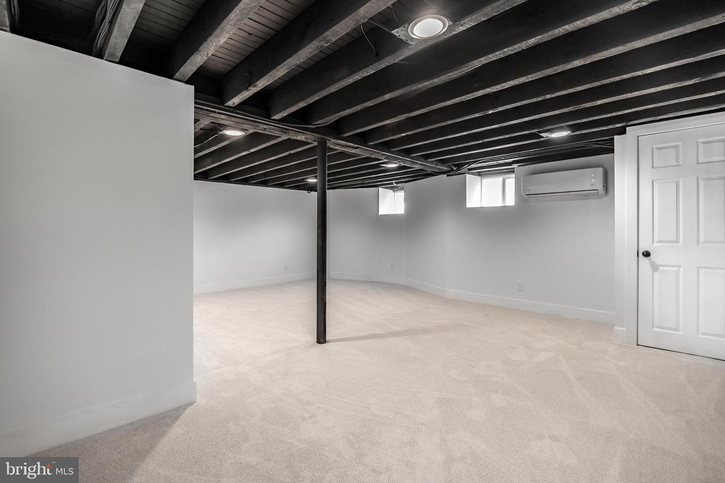 534 Oxford Rd