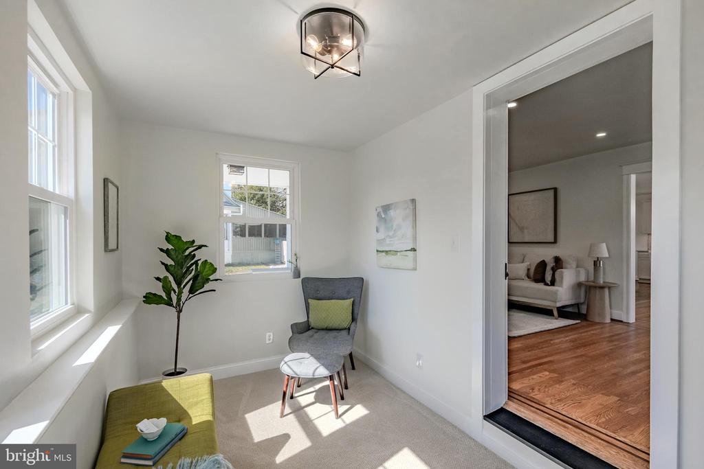 534 Oxford Rd