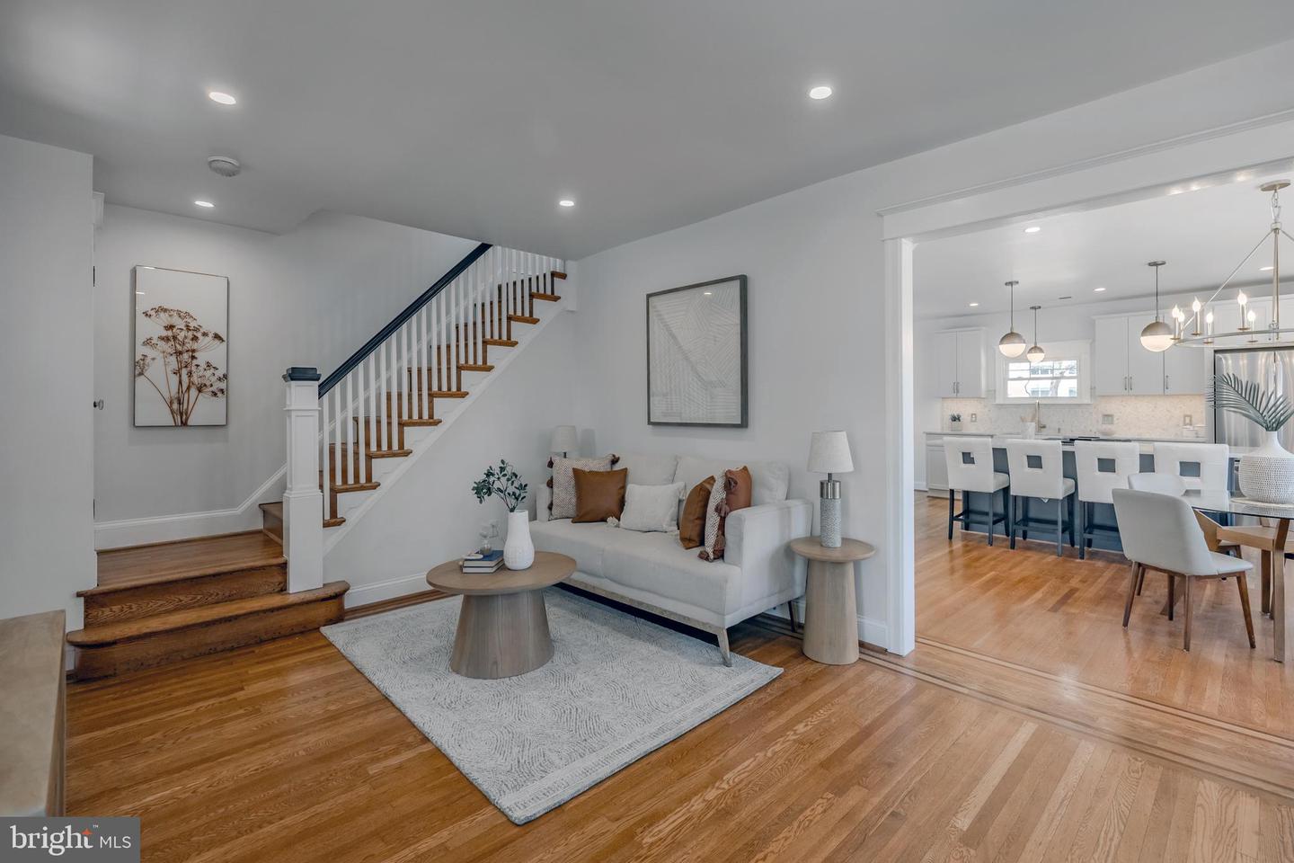 534 Oxford Rd
