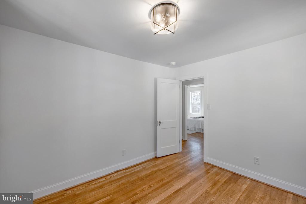 534 Oxford Rd