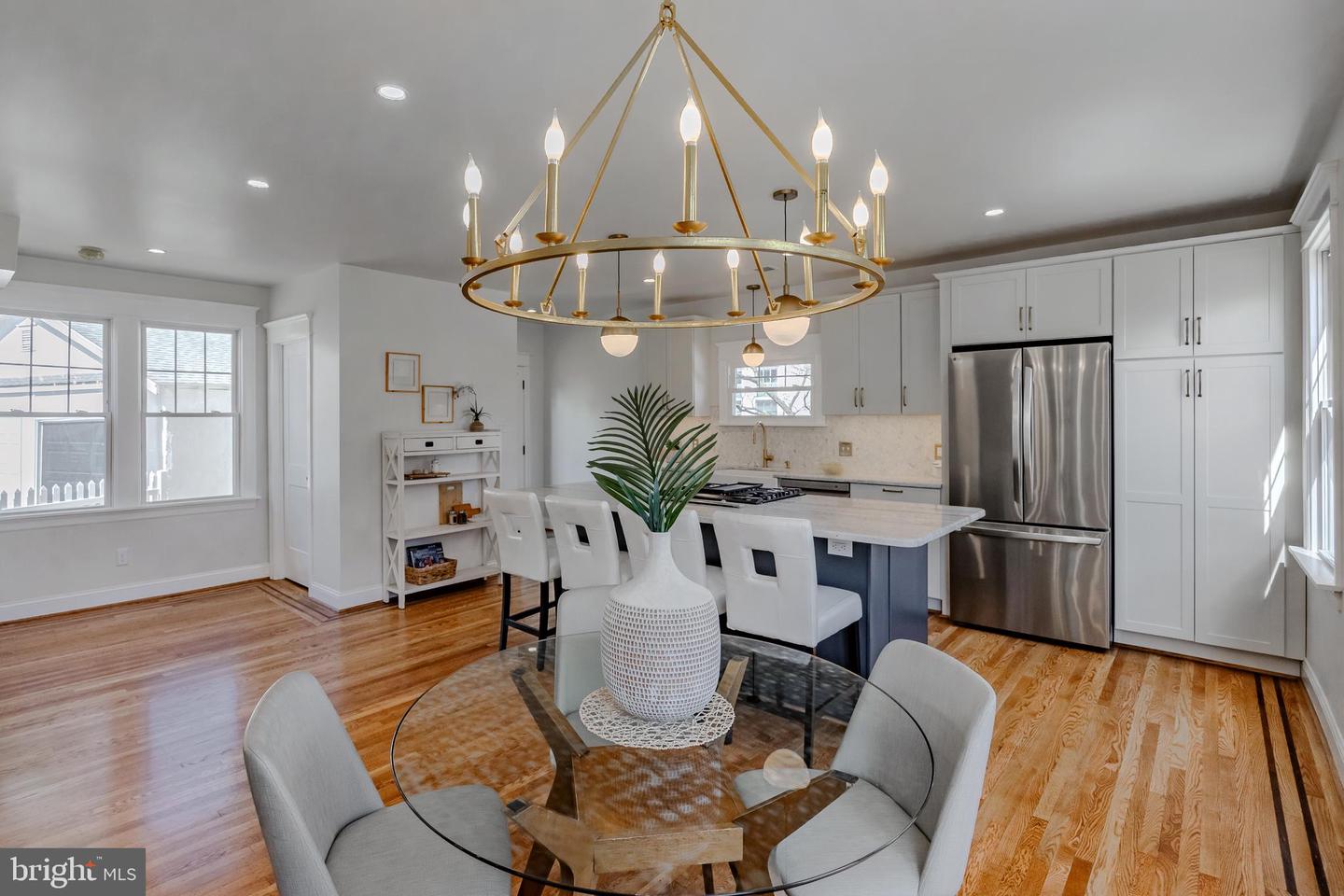 534 Oxford Rd