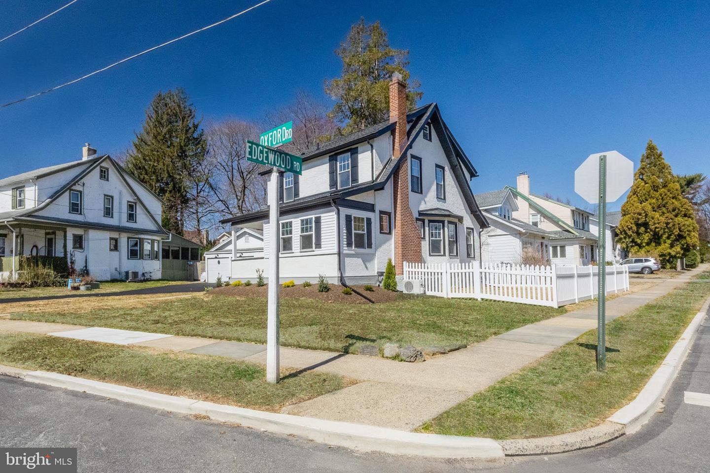 534 Oxford Rd