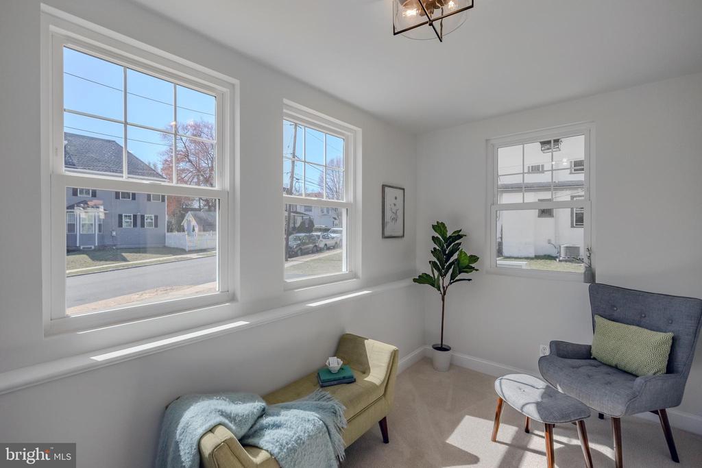 534 Oxford Rd