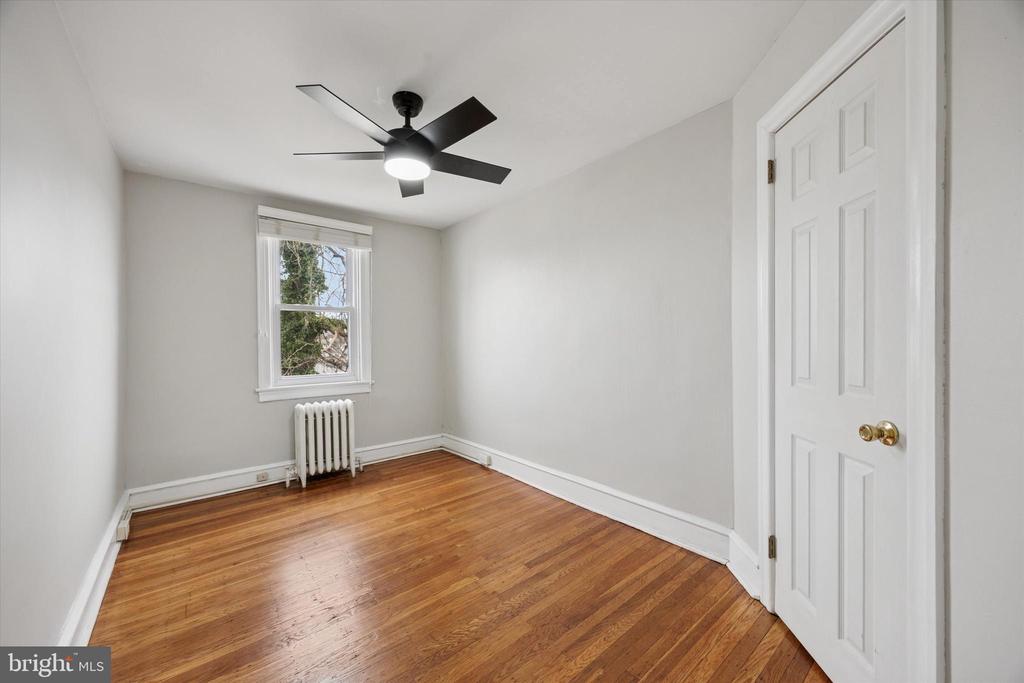 1221 HARDING DRIVE