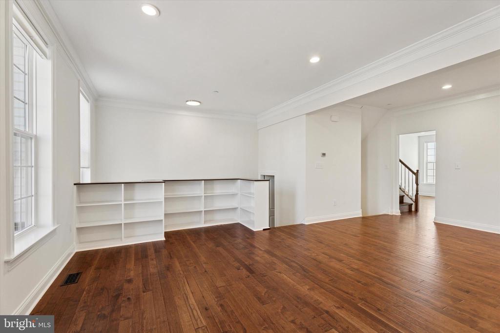 115 Corvus Cir