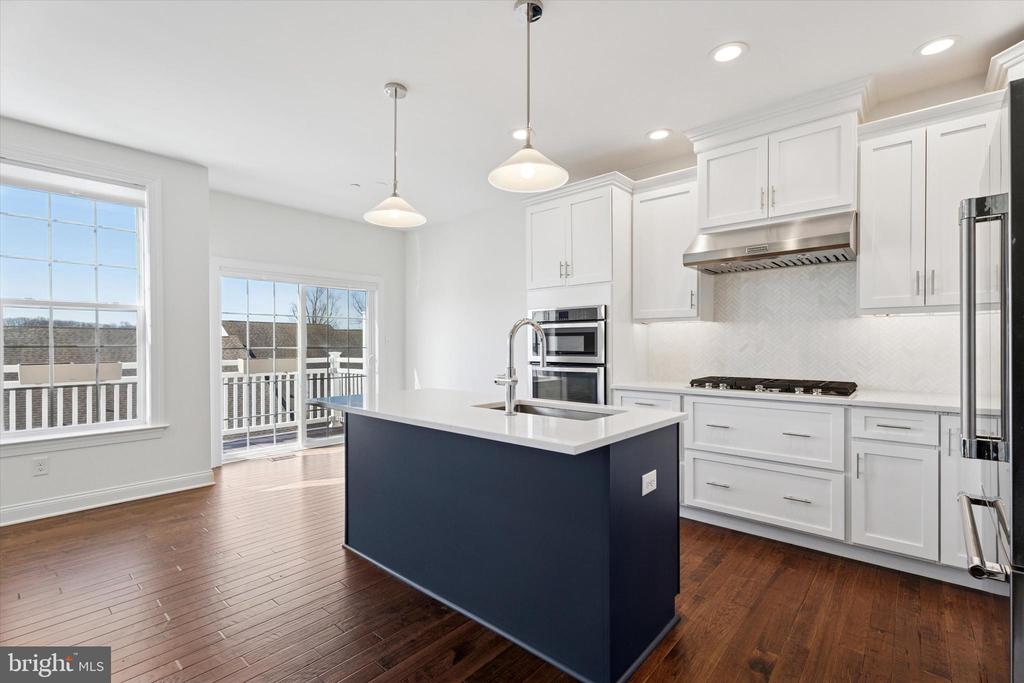 115 Corvus Cir