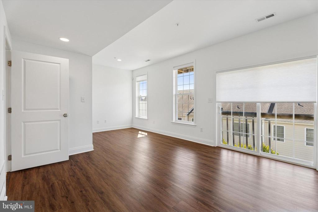 115 Corvus Cir