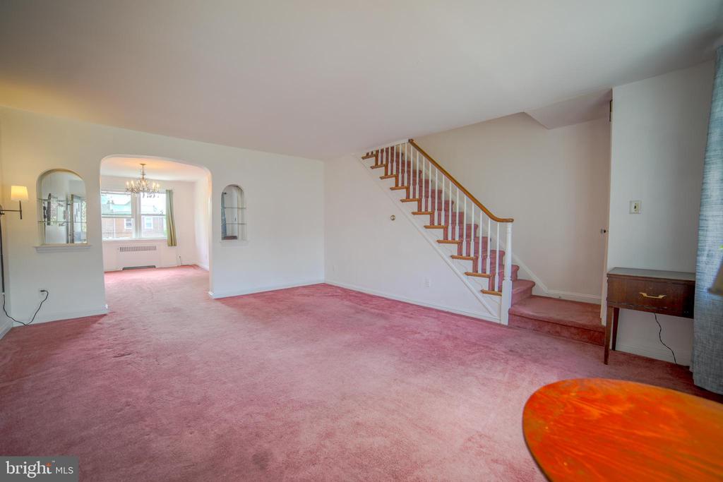 735 Eaton Rd