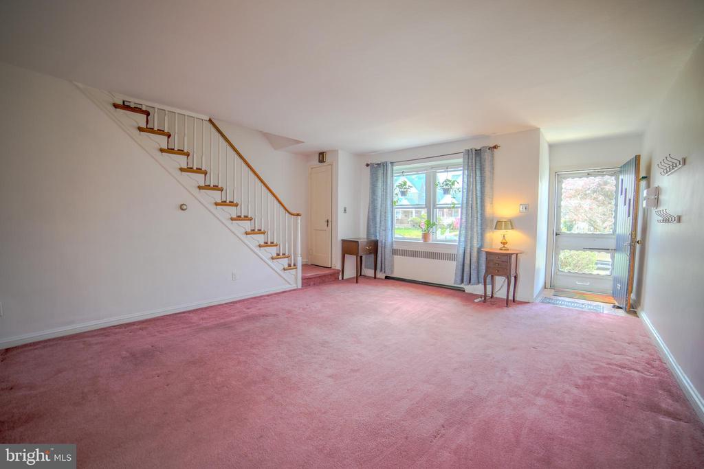 735 Eaton Rd