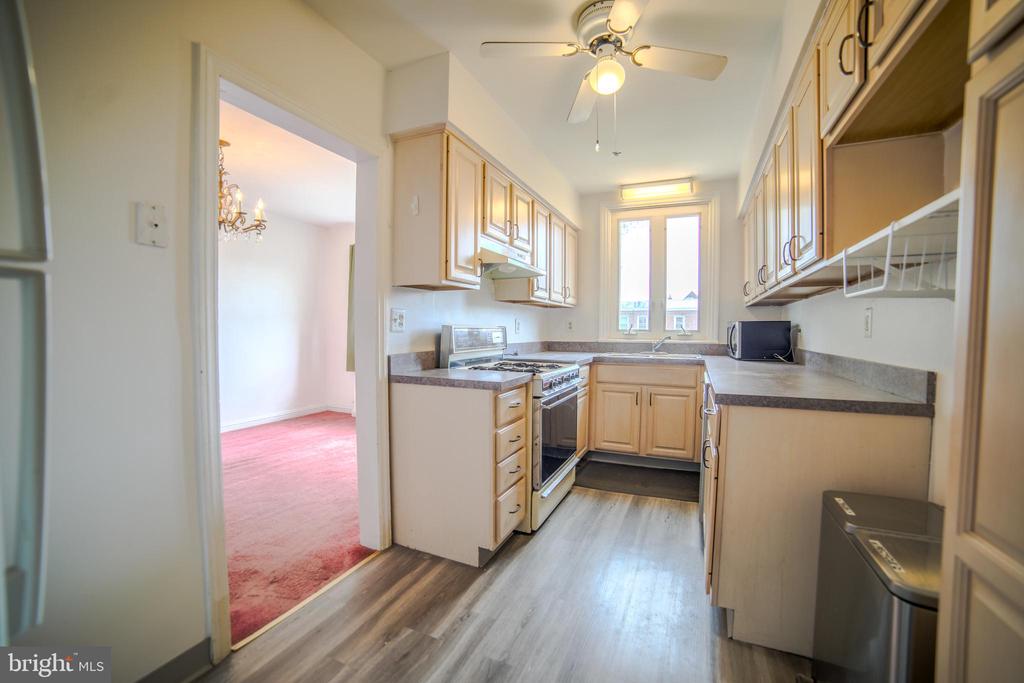 735 Eaton Rd