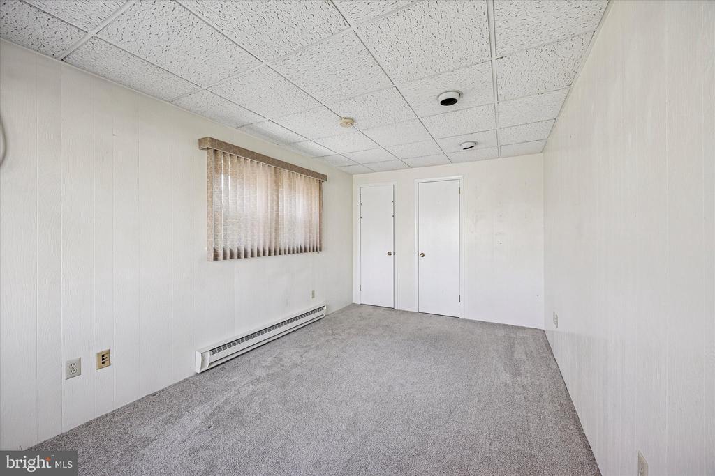 213 Walnut Hill Ln