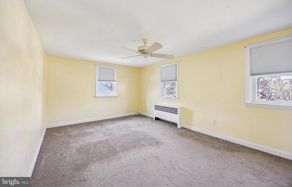 213 Walnut Hill Ln