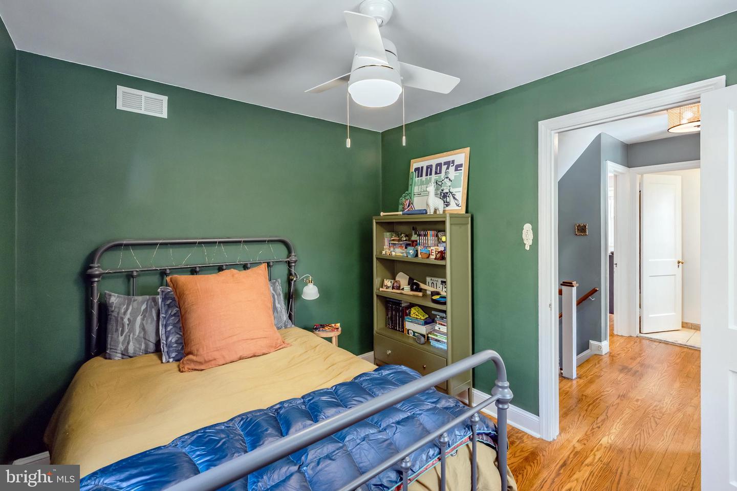 704 Powder Mill Ln
