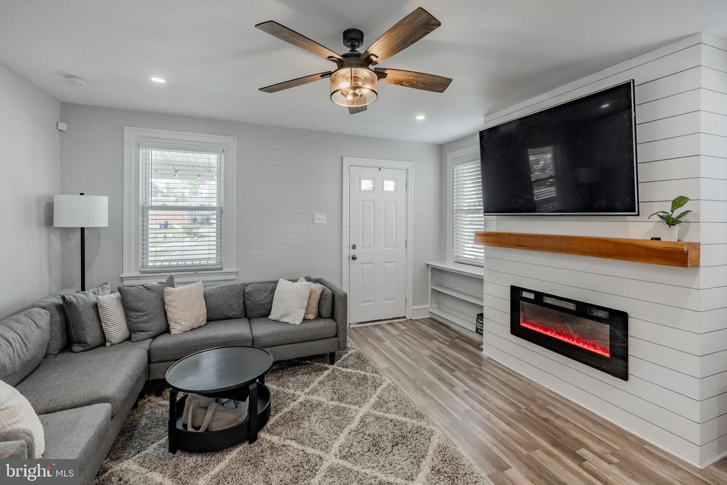 2811 Oakford Rd