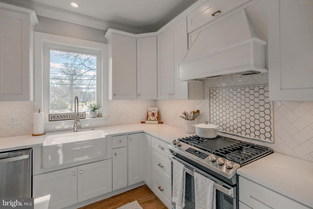 126 Harwicke Rd