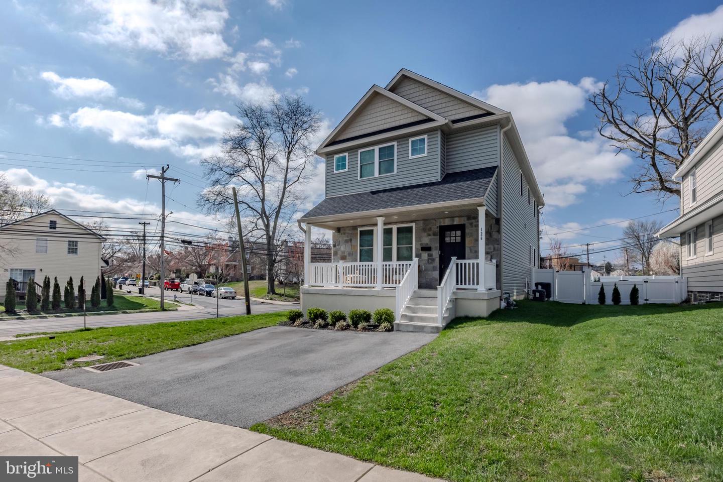126 Harwicke Rd