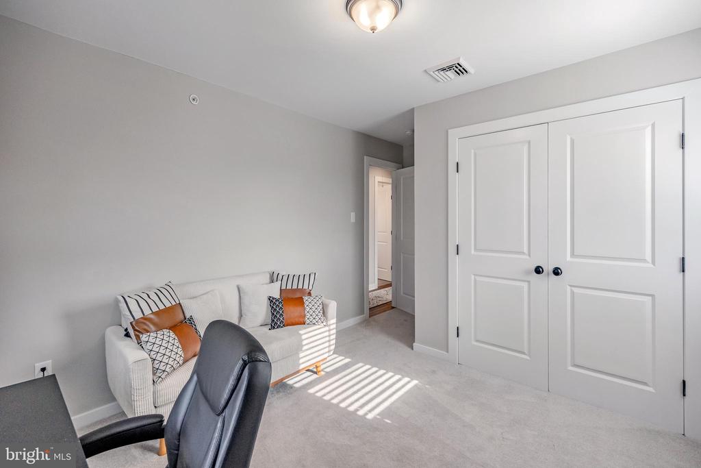 126 Harwicke Rd