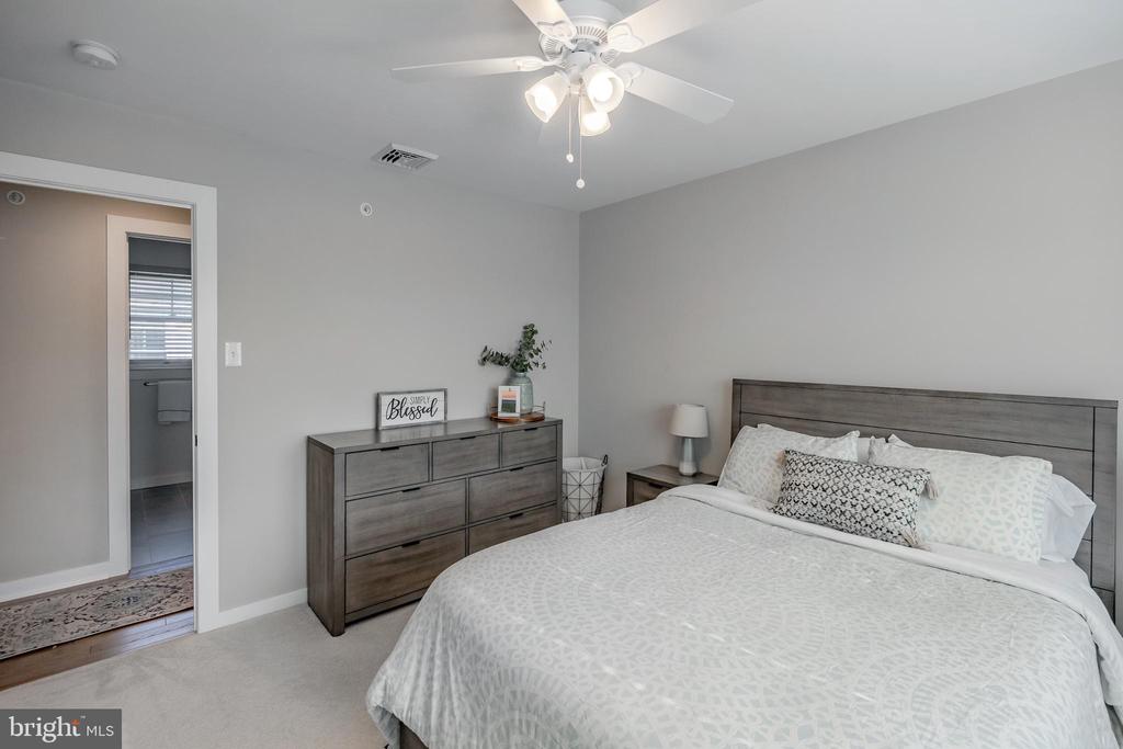 126 Harwicke Rd
