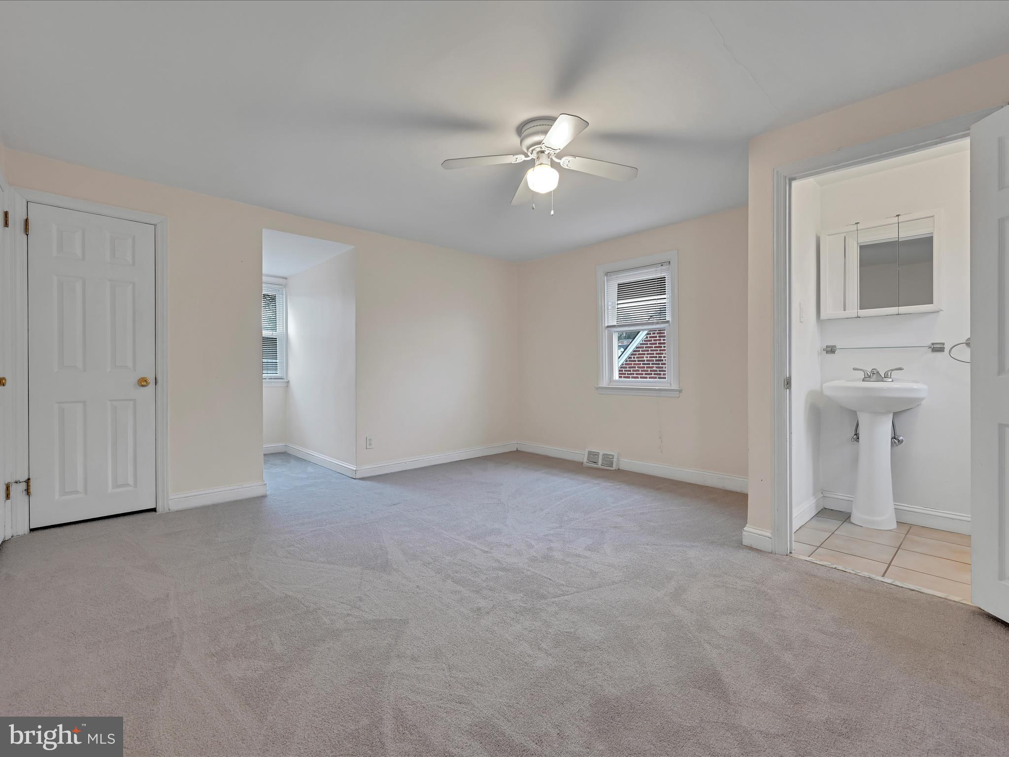 1139 Agnew Dr