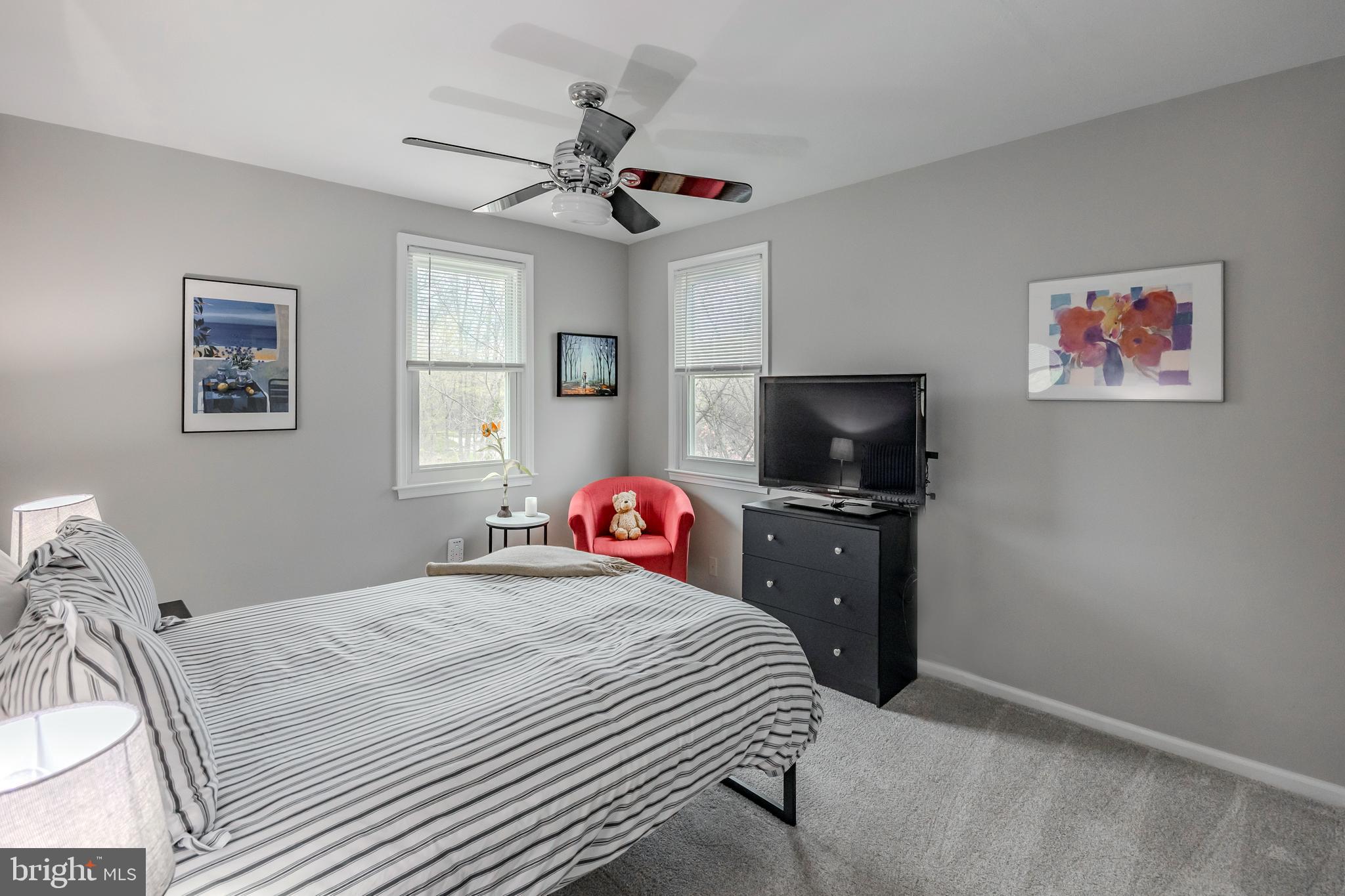 481 Jacques Ln