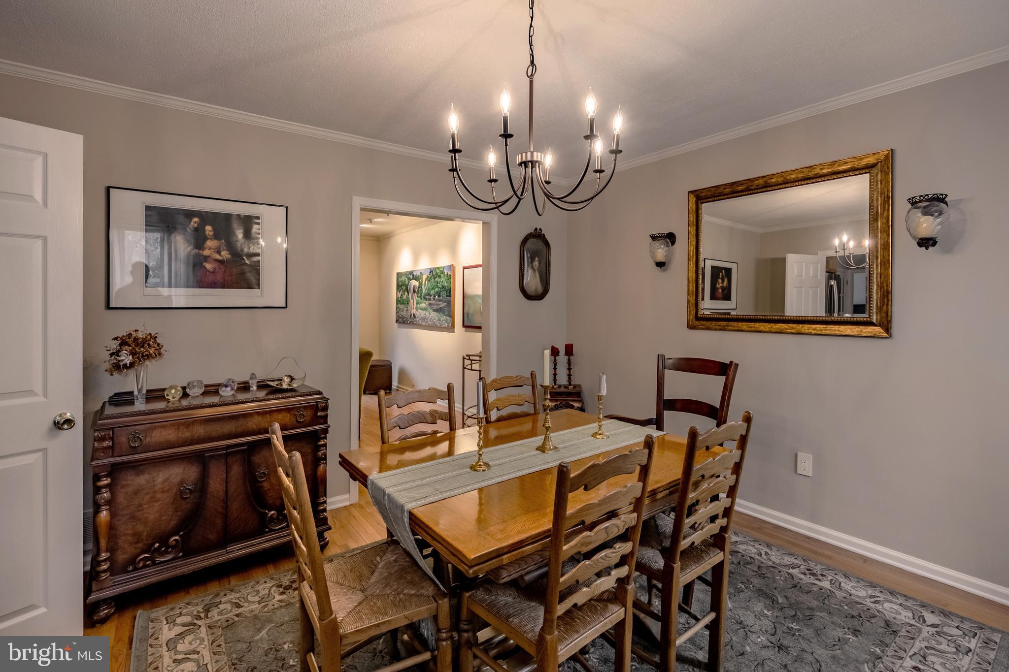 481 Jacques Ln