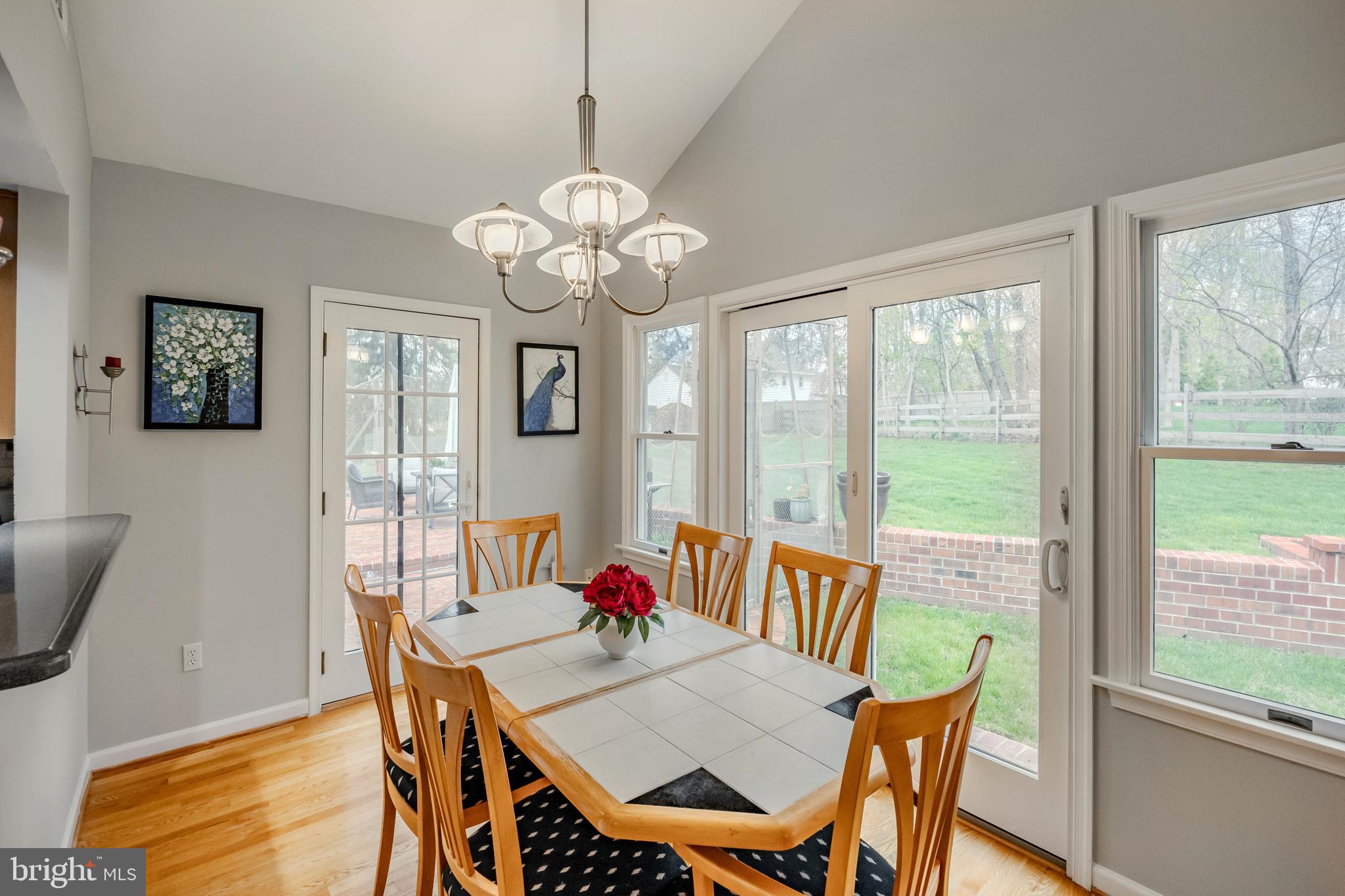 481 Jacques Ln