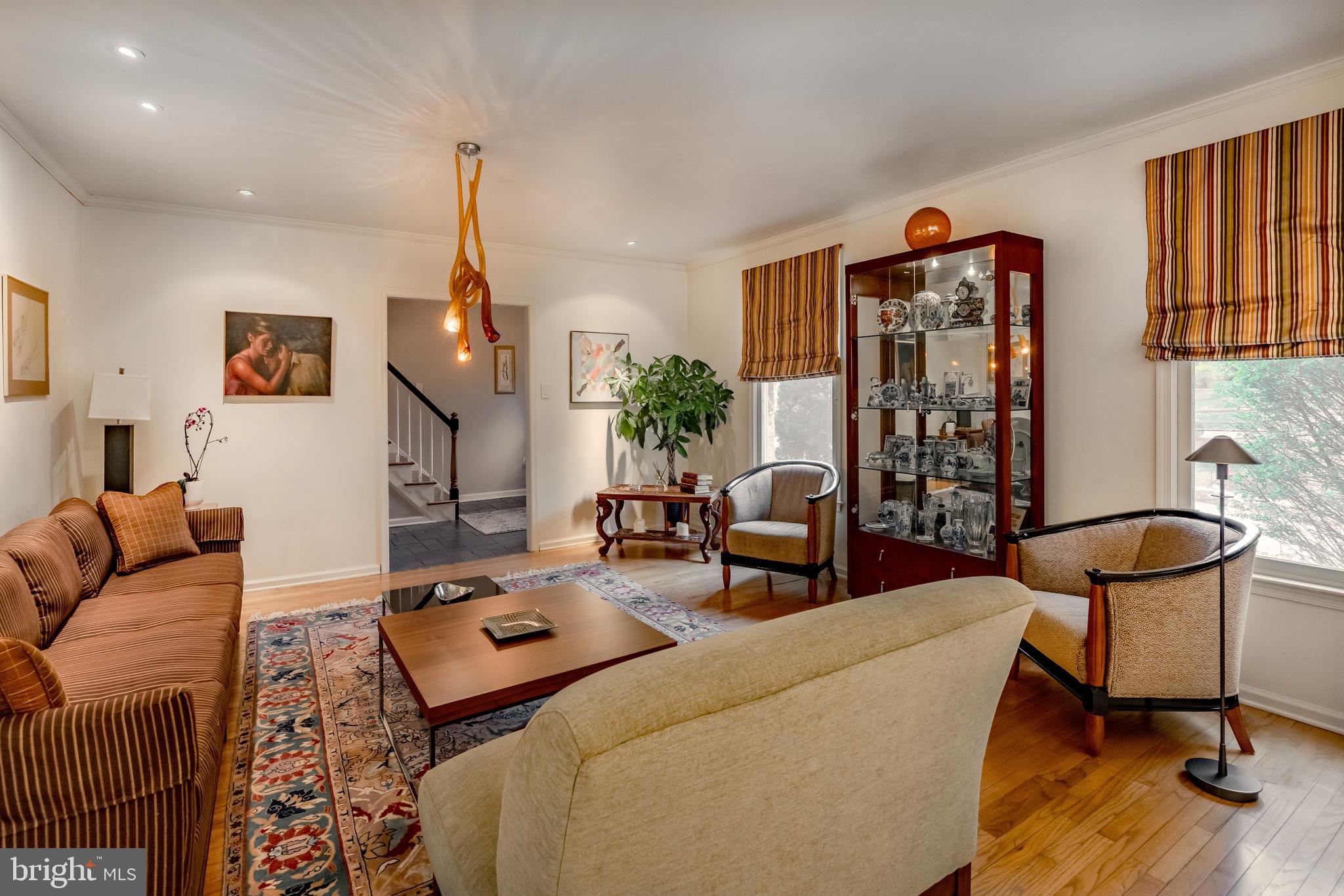 481 Jacques Ln