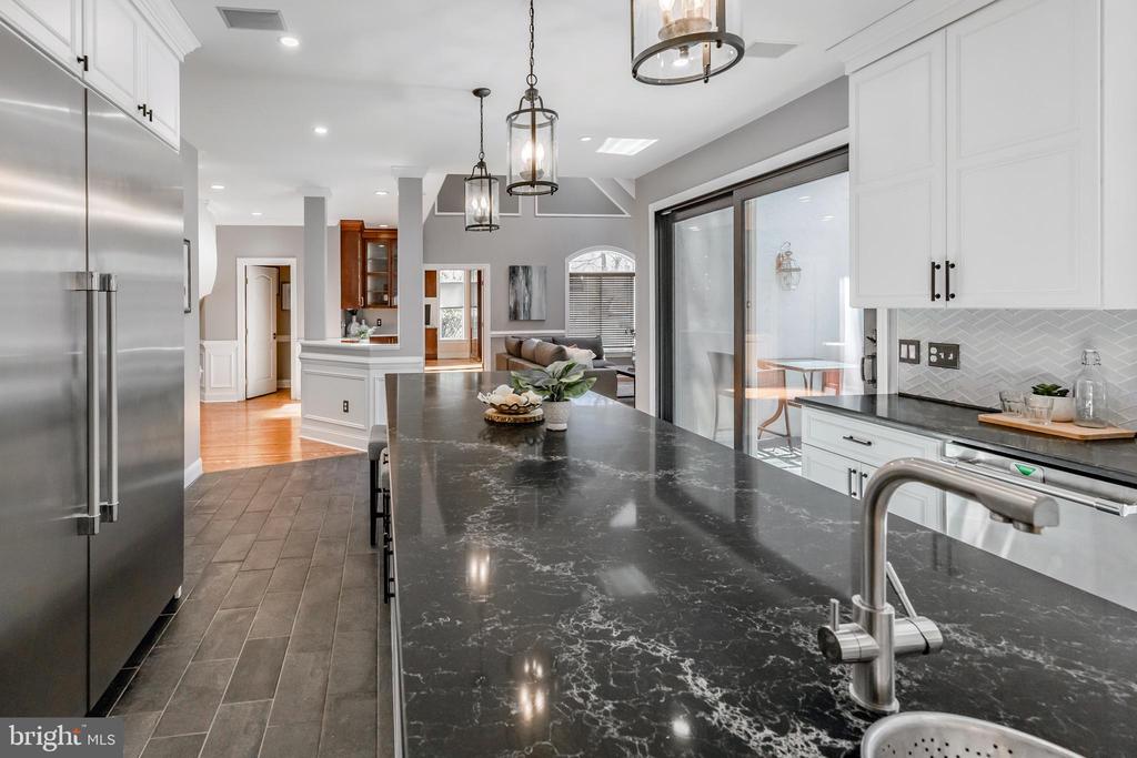 309 Bowers Ln