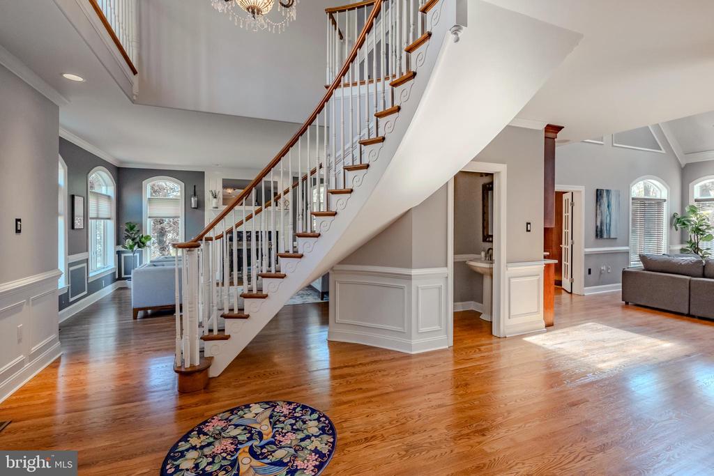 309 Bowers Ln
