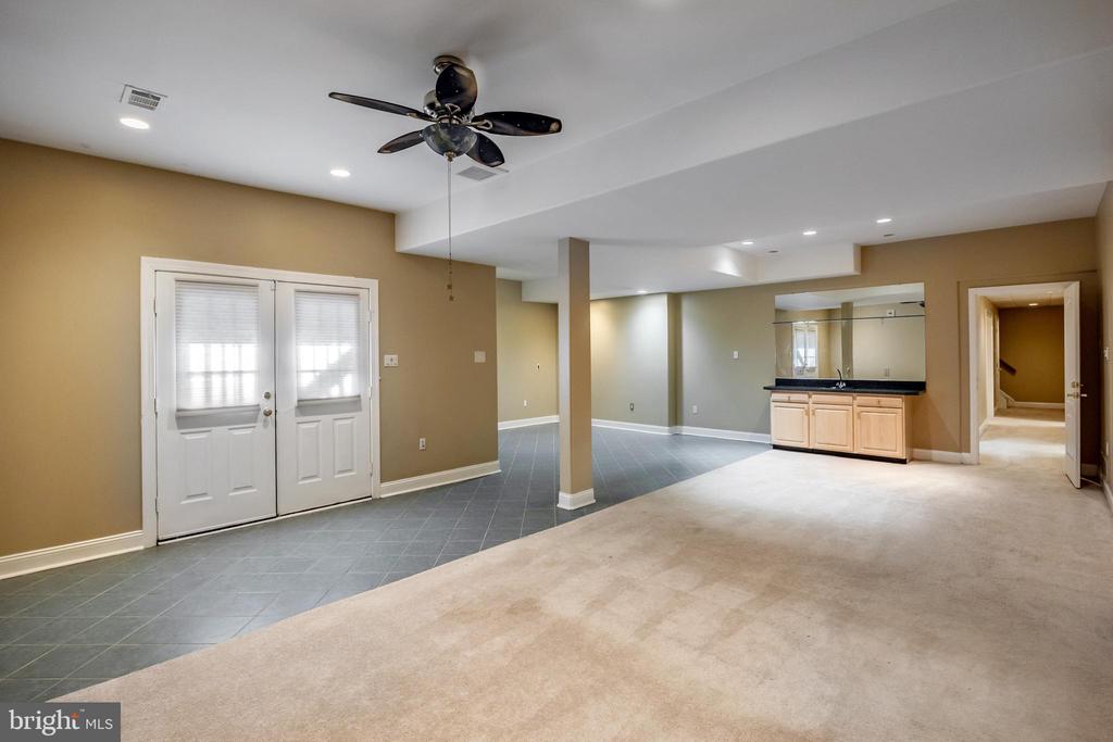 309 Bowers Ln