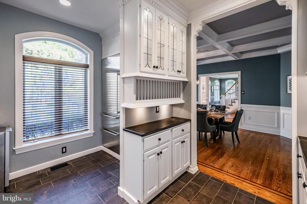 309 Bowers Ln
