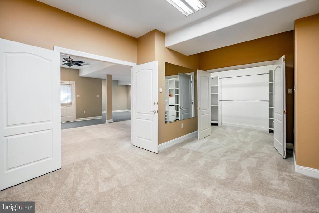 309 Bowers Ln