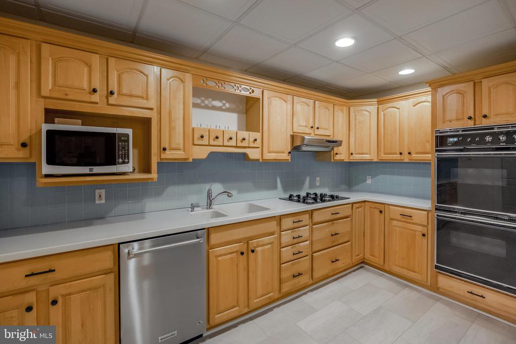 309 Bowers Ln