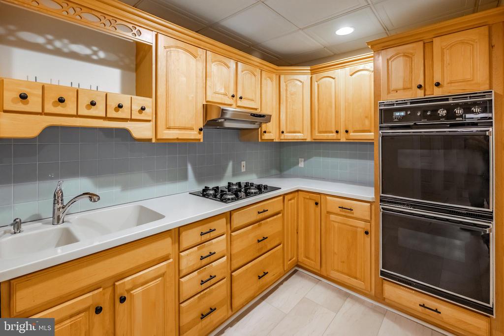 309 Bowers Ln